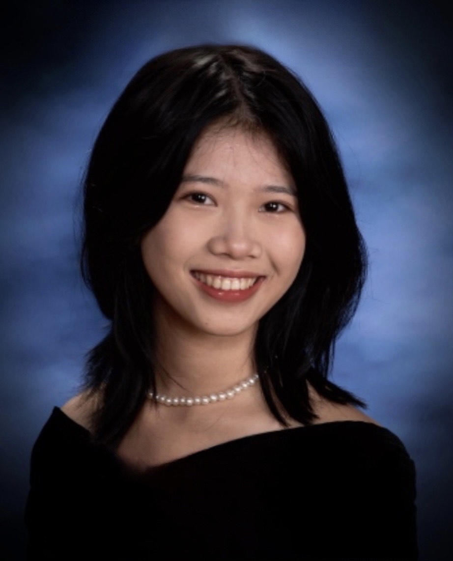 Thuy Nguyen headshot